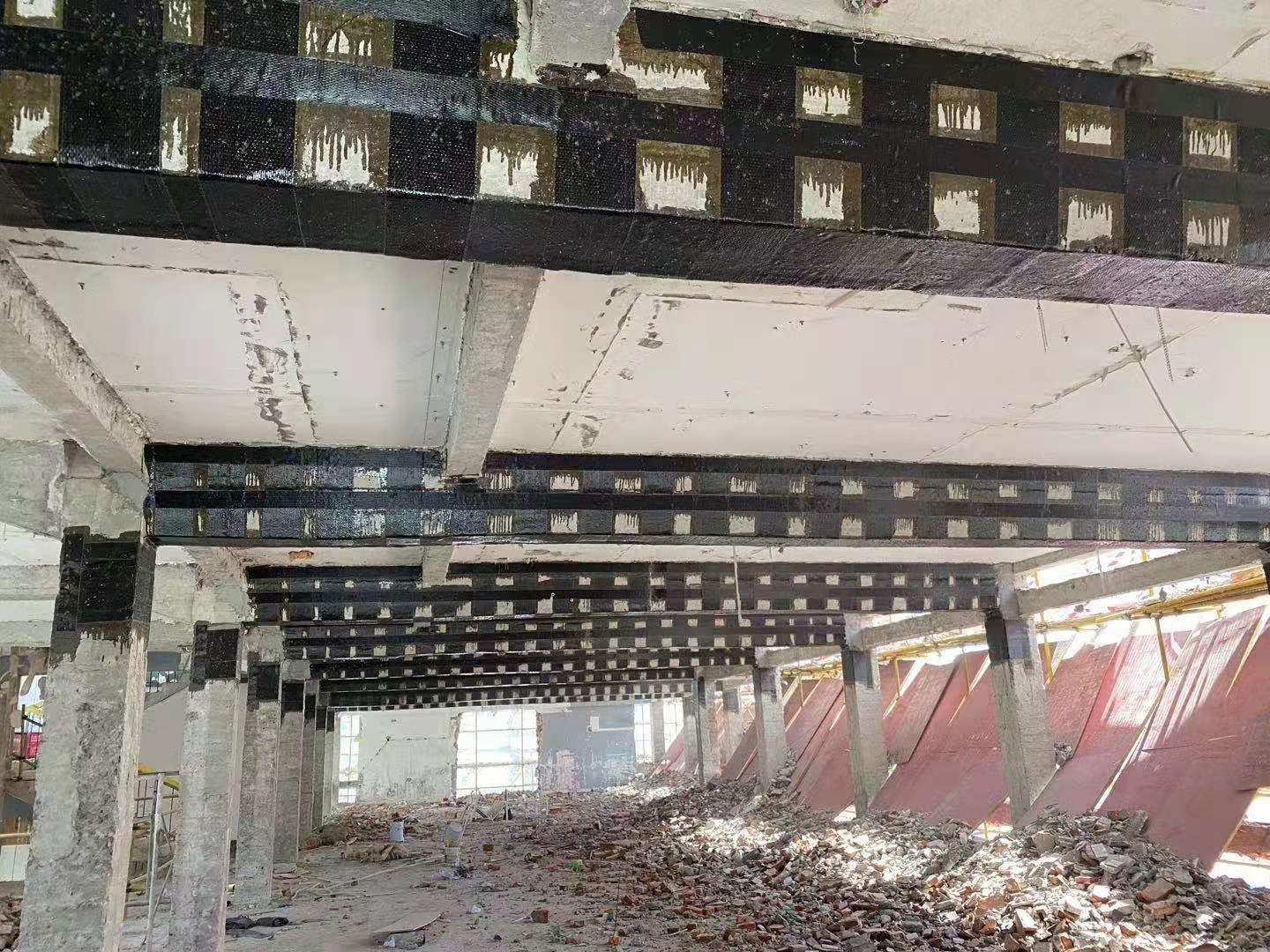 邯山碳纤维加固对症处理好房屋